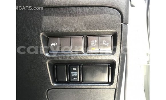 Nunua Imported Infiniti Q Nyeupe Gari ndani ya Import - Dubai nchini Zambia Nunua Imported Infiniti Q Nyeupe Gari ndani ya Import - Dubai nchini Zambia