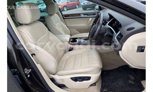 Nunua Imported Volkswagen Touareg Nyingine Gari ndani ya Import - Dubai nchini Zambia Nunua Imported Volkswagen Touareg Nyingine Gari ndani ya Import - Dubai nchini Zambia