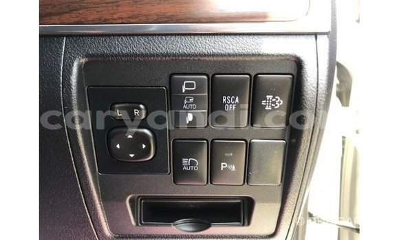 Nunua Imported Toyota Land Cruiser Nyeupe Gari ndani ya Import - Dubai nchini Zambia Nunua Imported Toyota Land Cruiser Nyeupe Gari ndani ya Import - Dubai nchini Zambia