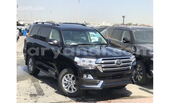 Nunua Imported Toyota Land Cruiser Nyeusi Gari ndani ya Import - Dubai nchini Zambia Nunua Imported Toyota Land Cruiser Nyeusi Gari ndani ya Import - Dubai nchini Zambia
