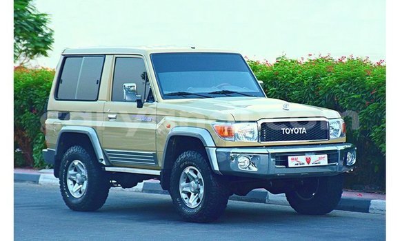 Buy Import Toyota Land Cruiser Beige Car in Import - Dubai in Zambia
