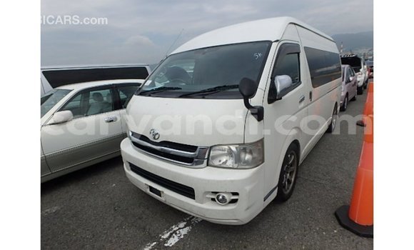Acheter Import Voiture Toyota Hiace Blanc à Import - Dubai, Zambie Acheter Import Voiture Toyota Hiace Blanc à Import - Dubai, Zambie