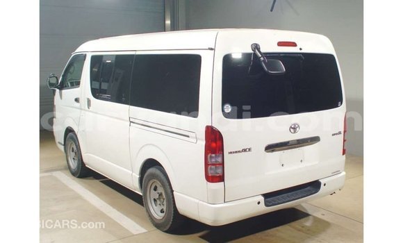 Buy Import Toyota Hiace White Car in Import - Dubai in Zambia Buy Import Toyota Hiace White Car in Import - Dubai in Zambia