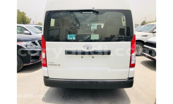 Buy Import Toyota Hiace White Car in Import - Dubai in Zambia Buy Import Toyota Hiace White Car in Import - Dubai in Zambia