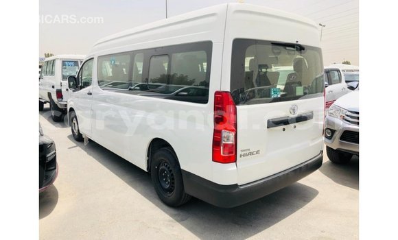 Buy Import Toyota Hiace White Car in Import - Dubai in Zambia Buy Import Toyota Hiace White Car in Import - Dubai in Zambia