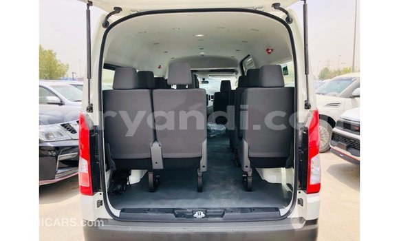 Buy Import Toyota Hiace White Car in Import - Dubai in Zambia Buy Import Toyota Hiace White Car in Import - Dubai in Zambia