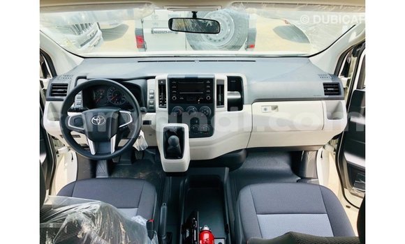Buy Import Toyota Hiace White Car in Import - Dubai in Zambia Buy Import Toyota Hiace White Car in Import - Dubai in Zambia