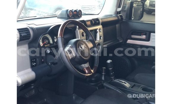 Buy Import Toyota FJ Cruiser White Car in Import - Dubai in Zambia Buy Import Toyota FJ Cruiser White Car in Import - Dubai in Zambia