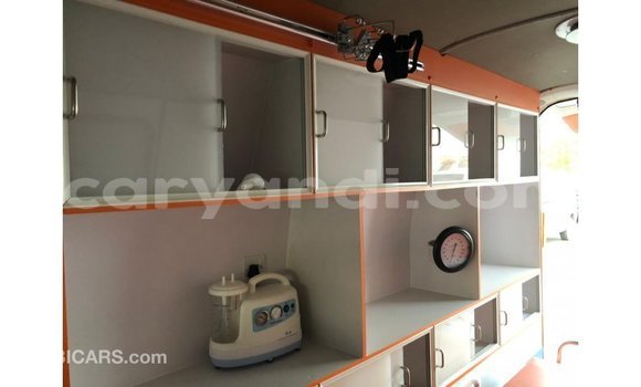 Tenga Imported Toyota Hiace Chena Mota in Import - Dubai in Zambia Tenga Imported Toyota Hiace Chena Mota in Import - Dubai in Zambia