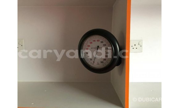 Tenga Imported Toyota Hiace Chena Mota in Import - Dubai in Zambia Tenga Imported Toyota Hiace Chena Mota in Import - Dubai in Zambia