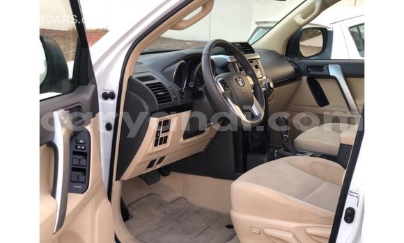 Nunua Imported Toyota Prado Nyeupe Gari ndani ya Import - Dubai nchini Zambia Nunua Imported Toyota Prado Nyeupe Gari ndani ya Import - Dubai nchini Zambia