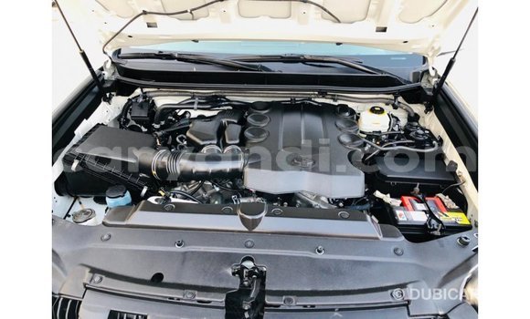 Nunua Imported Toyota Prado Nyeupe Gari ndani ya Import - Dubai nchini Zambia Nunua Imported Toyota Prado Nyeupe Gari ndani ya Import - Dubai nchini Zambia