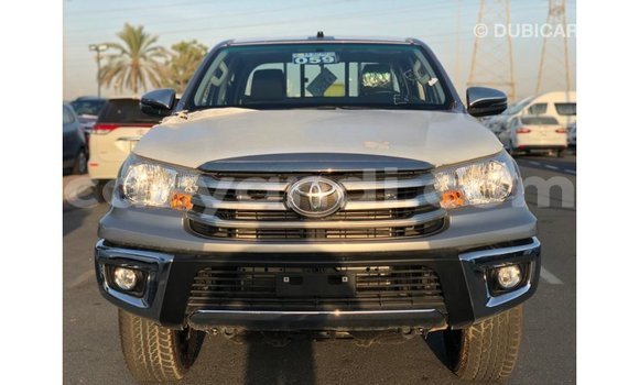 Nunua Imported Toyota Hilux Nyingine Gari ndani ya Import - Dubai nchini Zambia Nunua Imported Toyota Hilux Nyingine Gari ndani ya Import - Dubai nchini Zambia