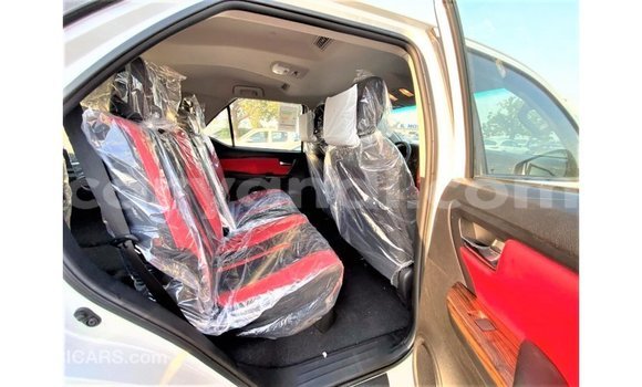 Tenga Imported Toyota Fortuner Chena Mota in Import - Dubai in Zambia Tenga Imported Toyota Fortuner Chena Mota in Import - Dubai in Zambia