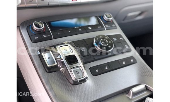 Tenga Imported Hyundai Accent Zvimwe Mota in Import - Dubai in Zambia Tenga Imported Hyundai Accent Zvimwe Mota in Import - Dubai in Zambia