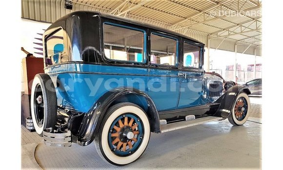 Nunua Imported Buick Electra Bluu Gari ndani ya Import - Dubai nchini Zambia Nunua Imported Buick Electra Bluu Gari ndani ya Import - Dubai nchini Zambia