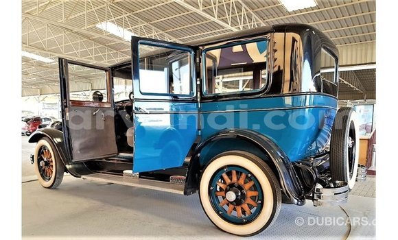 Nunua Imported Buick Electra Bluu Gari ndani ya Import - Dubai nchini Zambia Nunua Imported Buick Electra Bluu Gari ndani ya Import - Dubai nchini Zambia