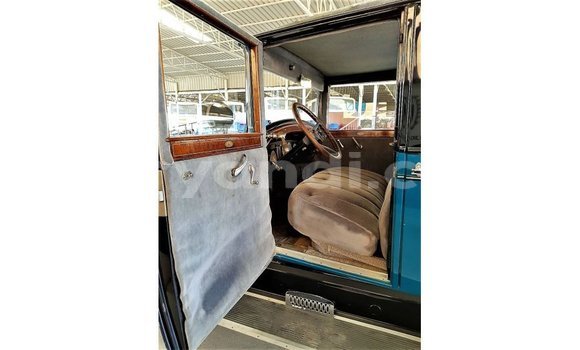 Nunua Imported Buick Electra Bluu Gari ndani ya Import - Dubai nchini Zambia Nunua Imported Buick Electra Bluu Gari ndani ya Import - Dubai nchini Zambia