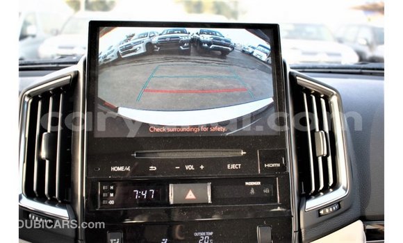 Tenga Imported Toyota Land Cruiser Nhema Mota in Import - Dubai in Zambia Tenga Imported Toyota Land Cruiser Nhema Mota in Import - Dubai in Zambia