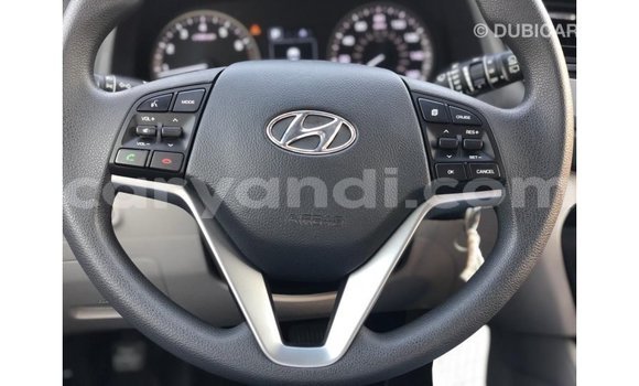 Nunua Imported Hyundai Tucson Nyeusi Gari ndani ya Import - Dubai nchini Zambia Nunua Imported Hyundai Tucson Nyeusi Gari ndani ya Import - Dubai nchini Zambia