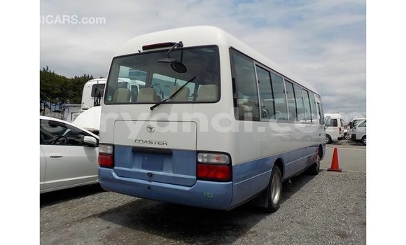 Acheter Import Voiture Toyota Coaster Blanc à Import - Dubai, Zambie Acheter Import Voiture Toyota Coaster Blanc à Import - Dubai, Zambie
