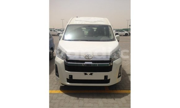 Buy Import Toyota Hiace White Car in Import - Dubai in Zambia Buy Import Toyota Hiace White Car in Import - Dubai in Zambia