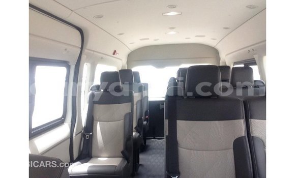 Buy Import Toyota Hiace White Car in Import - Dubai in Zambia Buy Import Toyota Hiace White Car in Import - Dubai in Zambia