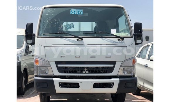 Nunua Imported Mitsubishi Canter Nyeupe Lori ndani ya Import - Dubai nchini Zambia Nunua Imported Mitsubishi Canter Nyeupe Lori ndani ya Import - Dubai nchini Zambia