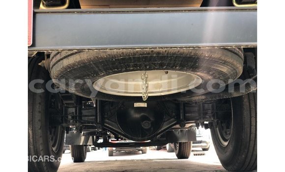 Nunua Imported Mitsubishi Canter Nyeupe Lori ndani ya Import - Dubai nchini Zambia Nunua Imported Mitsubishi Canter Nyeupe Lori ndani ya Import - Dubai nchini Zambia