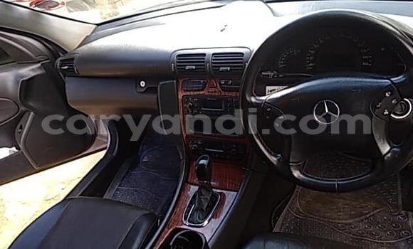 Nunua Ilio tumika Mercedes‒Benz C–Class Fedha Gari ndani ya Lusaka nchini Zambia Nunua Ilio tumika Mercedes‒Benz C–Class Fedha Gari ndani ya Lusaka nchini Zambia