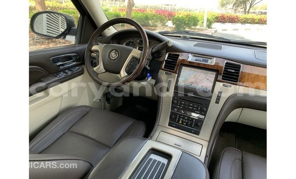 Acheter Import Voiture Cadillac Escalade Noir à Import - Dubai, Zambie Acheter Import Voiture Cadillac Escalade Noir à Import - Dubai, Zambie