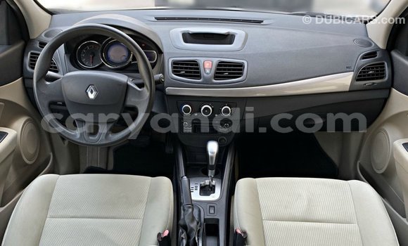 Acheter Import Voiture Renault Fluence Blanc à Import - Dubai, Zambie Acheter Import Voiture Renault Fluence Blanc à Import - Dubai, Zambie