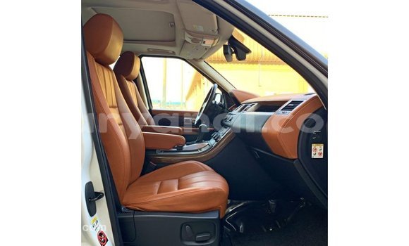 Buy Import Land Rover Range Rover White Car in Import - Dubai in Zambia Buy Import Land Rover Range Rover White Car in Import - Dubai in Zambia