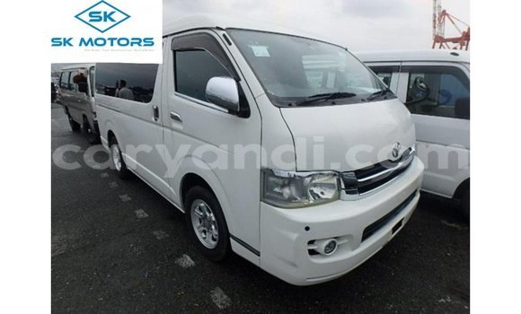 Buy Import Toyota Regius White Car in Import - Dubai in Zambia Buy Import Toyota Regius White Car in Import - Dubai in Zambia