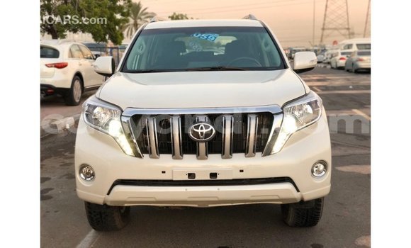 Nunua Imported Toyota Prado Nyeupe Gari ndani ya Import - Dubai nchini Zambia Nunua Imported Toyota Prado Nyeupe Gari ndani ya Import - Dubai nchini Zambia