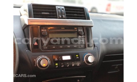 Nunua Imported Toyota Prado Nyeupe Gari ndani ya Import - Dubai nchini Zambia Nunua Imported Toyota Prado Nyeupe Gari ndani ya Import - Dubai nchini Zambia