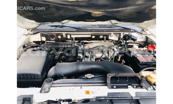 Tenga Imported Mitsubishi Pajero Chena Mota in Import - Dubai in Zambia Tenga Imported Mitsubishi Pajero Chena Mota in Import - Dubai in Zambia