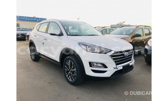 Buy Import Hyundai Tucson White Car in Import - Dubai in Zambia Buy Import Hyundai Tucson White Car in Import - Dubai in Zambia