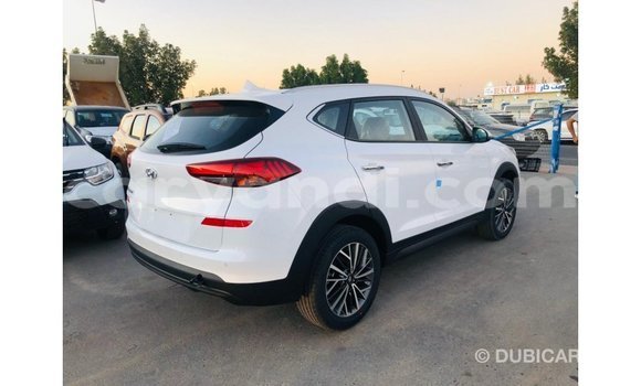 Buy Import Hyundai Tucson White Car in Import - Dubai in Zambia Buy Import Hyundai Tucson White Car in Import - Dubai in Zambia