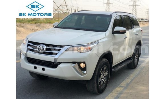 Buy Import Toyota Fortuner White Car in Import - Dubai in Zambia