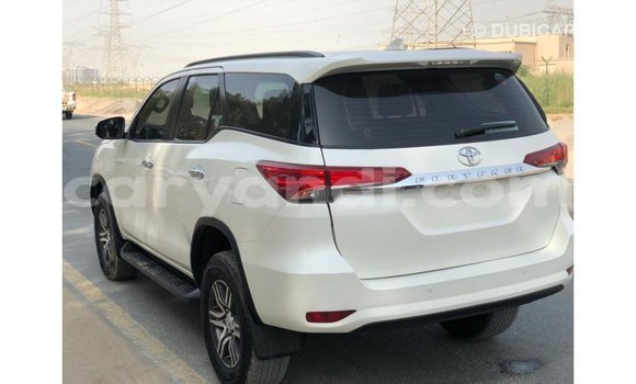 Buy Import Toyota Fortuner White Car in Import - Dubai in Zambia Buy Import Toyota Fortuner White Car in Import - Dubai in Zambia
