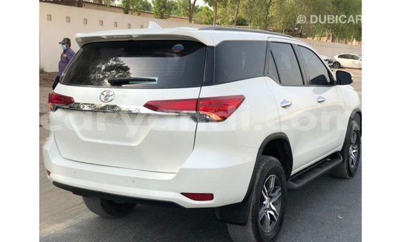 Buy Import Toyota Fortuner White Car in Import - Dubai in Zambia Buy Import Toyota Fortuner White Car in Import - Dubai in Zambia