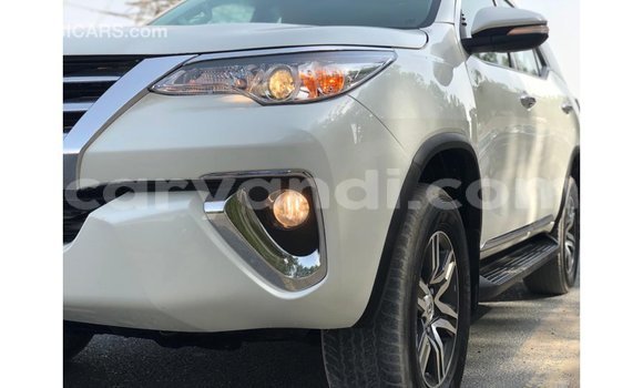 Buy Import Toyota Fortuner White Car in Import - Dubai in Zambia Buy Import Toyota Fortuner White Car in Import - Dubai in Zambia