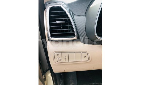 Tenga Imported Hyundai Tucson Zvimwe Mota in Import - Dubai in Zambia Tenga Imported Hyundai Tucson Zvimwe Mota in Import - Dubai in Zambia