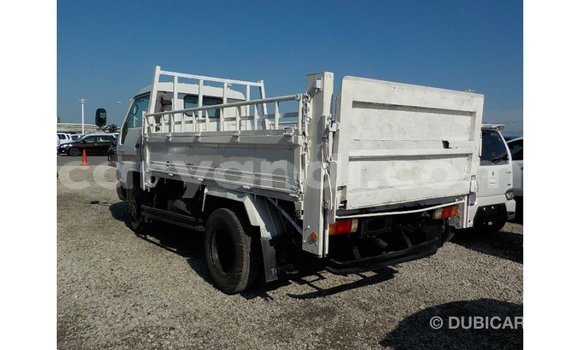 Acheter Import Voiture Toyota Dyna Blanc à Import - Dubai, Zambie Acheter Import Voiture Toyota Dyna Blanc à Import - Dubai, Zambie