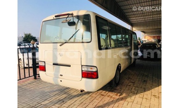 Tenga Imported Toyota Coaster Chena Mota in Import - Dubai in Zambia Tenga Imported Toyota Coaster Chena Mota in Import - Dubai in Zambia