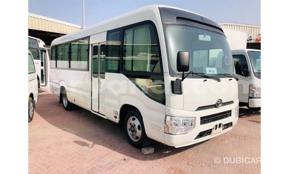 Acheter Import Voiture Toyota Coaster Blanc à Import - Dubai, Zambie Acheter Import Voiture Toyota Coaster Blanc à Import - Dubai, Zambie