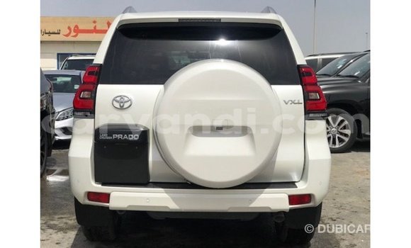 Nunua Imported Toyota Prado Nyeupe Gari ndani ya Import - Dubai nchini Zambia Nunua Imported Toyota Prado Nyeupe Gari ndani ya Import - Dubai nchini Zambia
