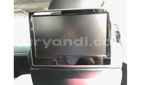 Buy Import Toyota Land Cruiser White Car in Import - Dubai in Zambia Buy Import Toyota Land Cruiser White Car in Import - Dubai in Zambia