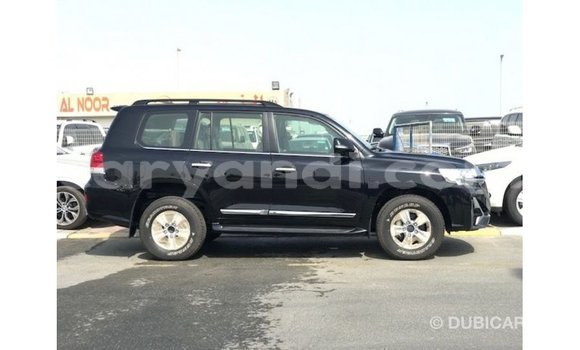 Nunua Imported Toyota Land Cruiser Nyeusi Gari ndani ya Import - Dubai nchini Zambia Nunua Imported Toyota Land Cruiser Nyeusi Gari ndani ya Import - Dubai nchini Zambia